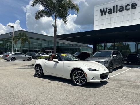 Used 2022 MAZDA MX-5 Miata Grand Touring w/ Weather Package RWD image 1