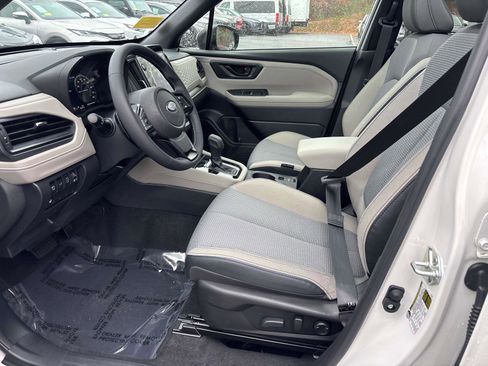 Certified 2025 Subaru Forester Premium image 10