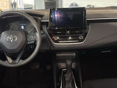 Used 2024 Toyota Corolla LE image 7
