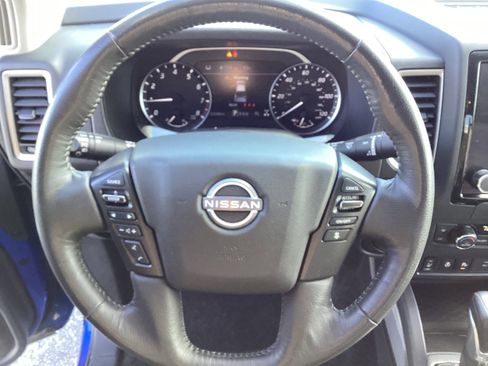 Used 2024 Nissan Frontier SV w/ SV Convenience Package image 15