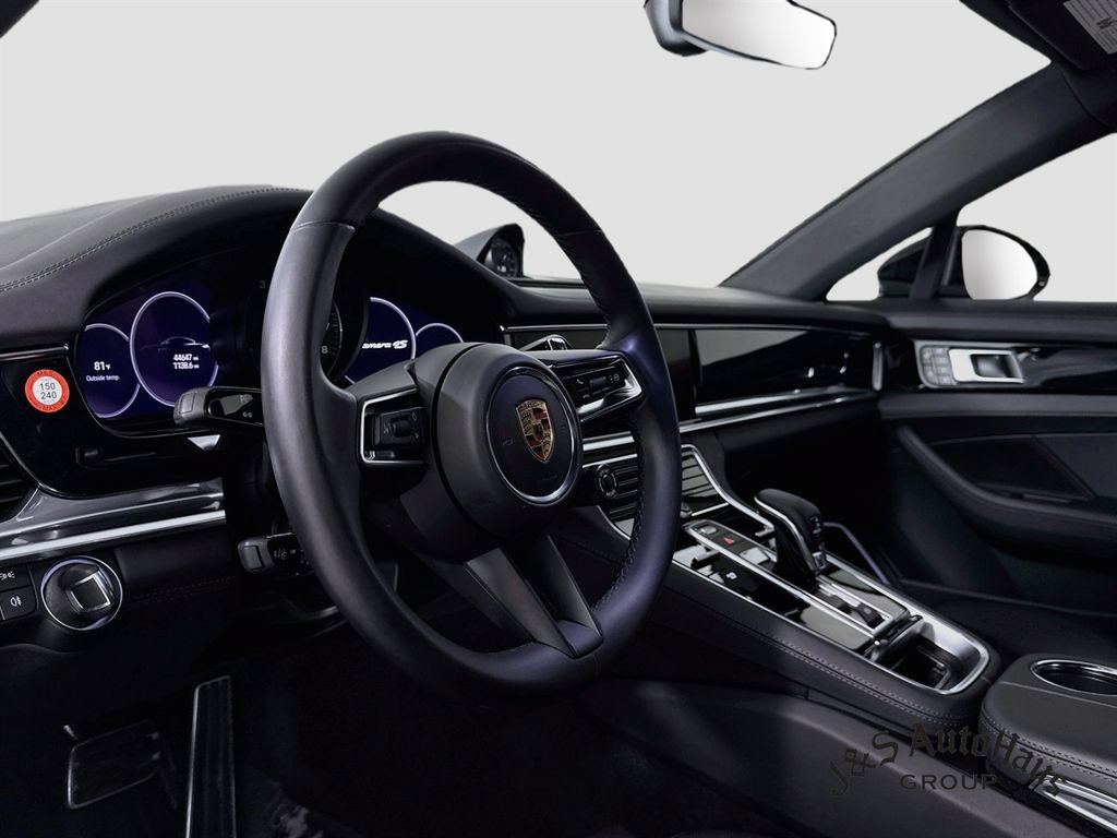 Used 2023 Porsche Panamera 4S w/ Premium Package AWD/4WD image 9