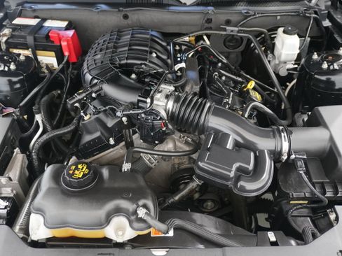 Used 2013 Ford Mustang Coupe image 26