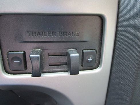 Used 2014 Ford F150 XLT w/ Equipment Group 302A Luxury image 38