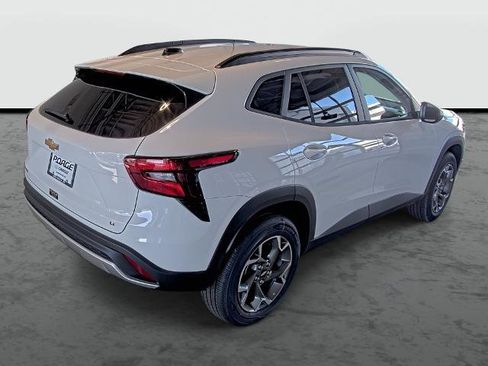 New 2026 Chevrolet Trax LT image 14