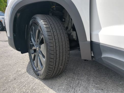 Certified 2023 Volkswagen Taos S FWD image 31