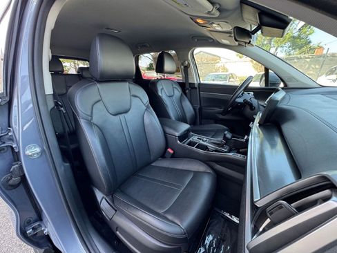 Used 2024 Kia Sorento S FWD image 39