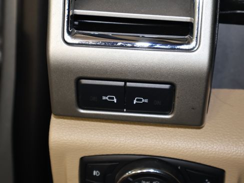 Used 2017 Ford F250 Lariat w/ Lariat Value Package image 48