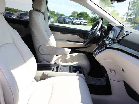Used 2025 Honda Odyssey EX-L image 15