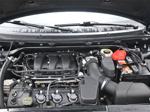 Used 2019 Ford Flex SEL image 11