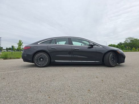 Certified 2022 Mercedes-Benz EQS 580 4MATIC Sedan image 18