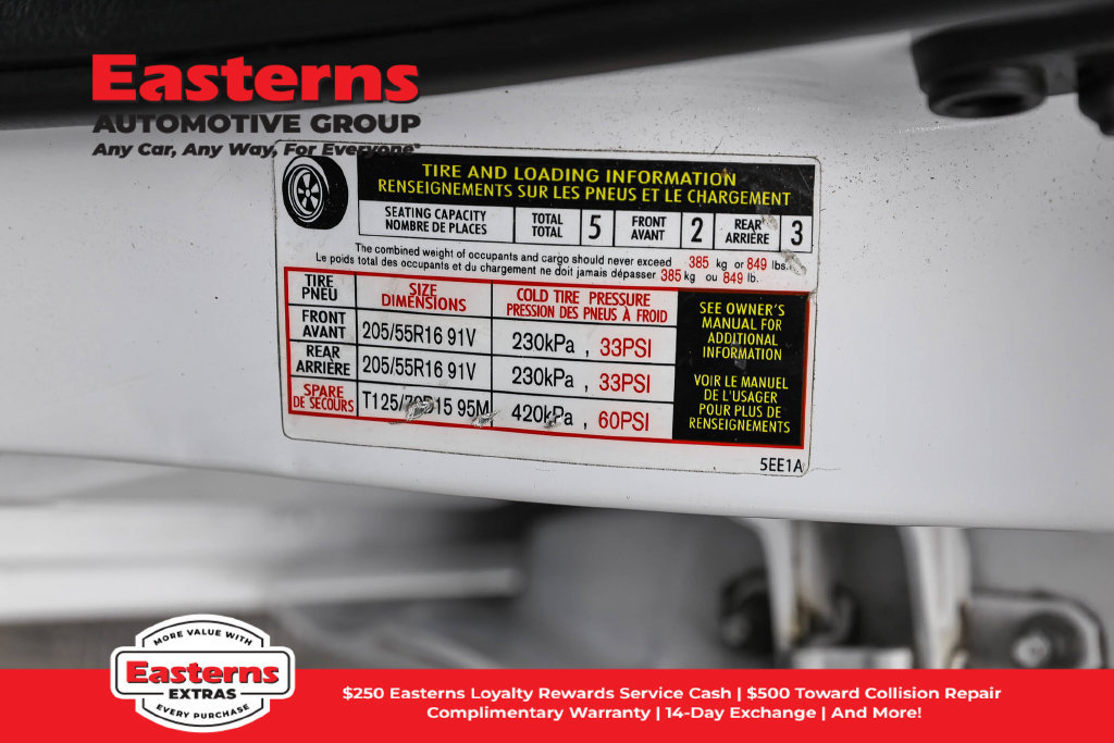 Used 2022 Nissan Versa SV FWD image 35