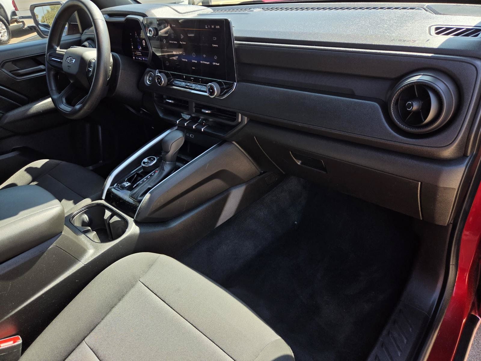 Used 2023 Chevrolet Colorado Trail Boss AWD/4WD image 9