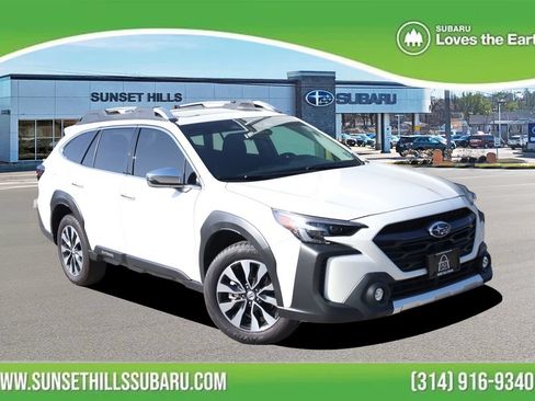 Certified 2025 Subaru Outback Touring w/ Tech Package 3 AWD/4WD image 1