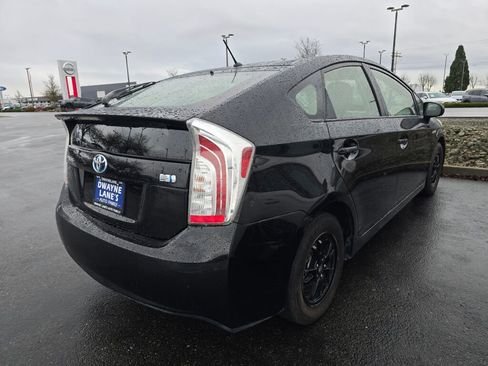 Used 2014 Toyota Prius Four image 5