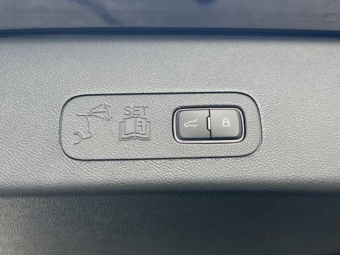 New 2026 Lincoln Aviator 2WD image 13