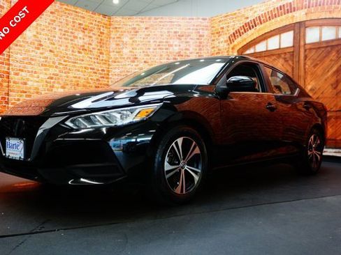 Used 2022 Nissan Sentra SV image 3