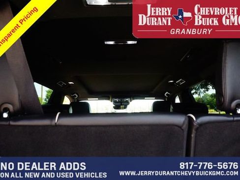 Used 2023 Cadillac Escalade Premium Luxury w/ LPO, Radiant Package AWD/4WD image 25