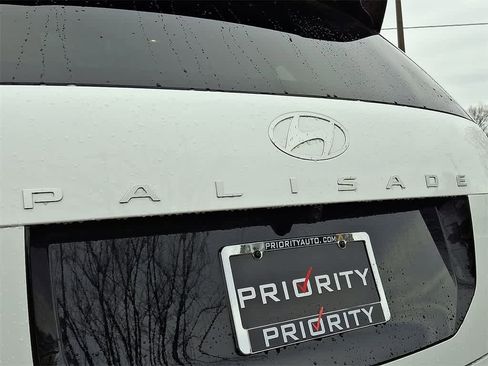 Used 2026 Hyundai Palisade Limited image 33