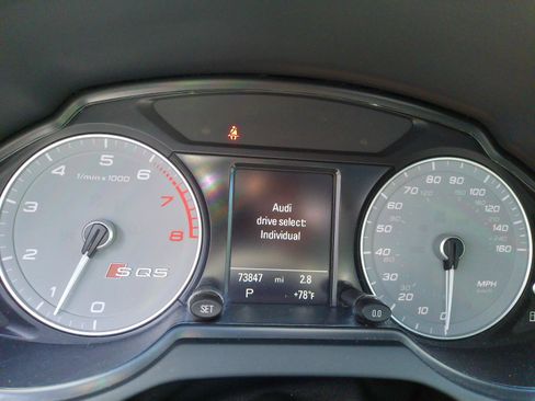 Used 2016 Audi SQ5 Premium Plus w/ Technology Package AWD/4WD image 23