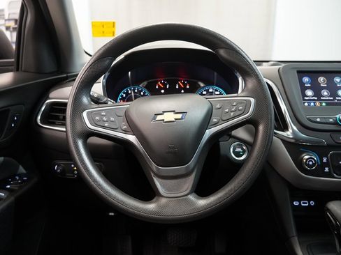 Certified 2022 Chevrolet Equinox LS w/ LS Convenience Package image 18