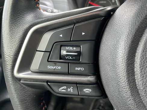 Used 2019 Subaru Crosstrek 2.0i Premium w/ Moonroof Package image 23