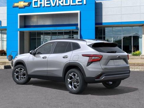 New 2026 Chevrolet Trax LT w/ Driver Confidence Package image 3