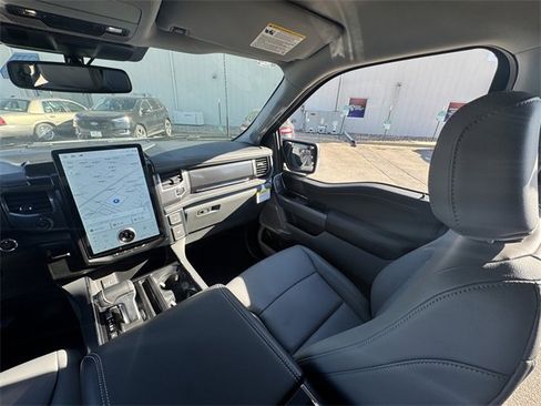 New 2025 Ford F150 Lightning Flash image 20