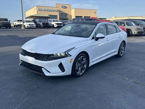 Used 2024 Kia K5 EX w/ EX Premium Package image 2