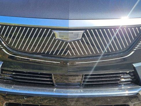 New 2026 Cadillac Escalade IQ Luxury 2 image 9