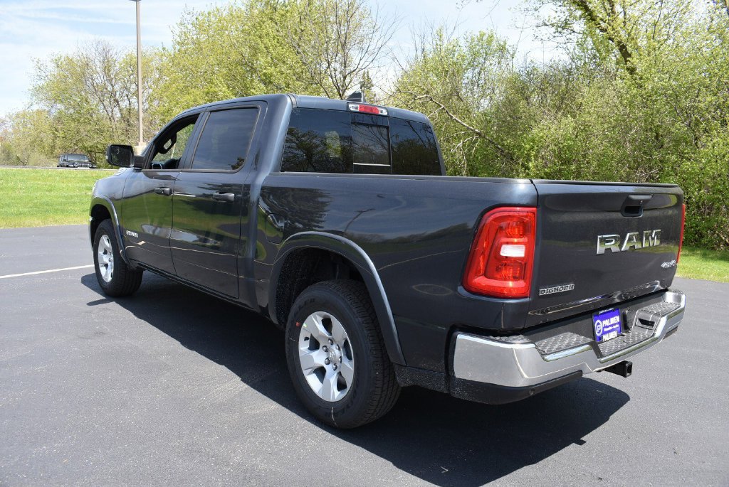 New 2026 RAM 1500 Big Horn AWD/4WD image 7