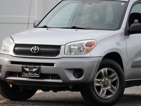 Used 2005 Toyota RAV4 4WD image 6