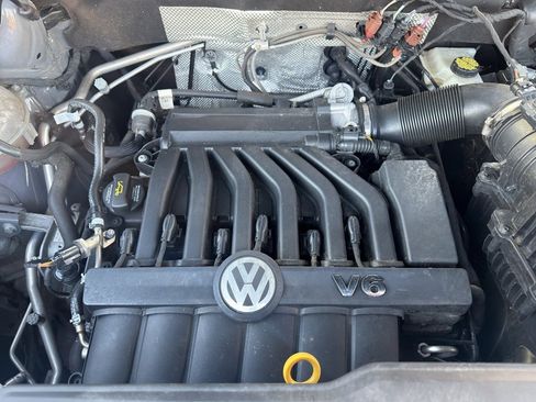 Used 2023 Volkswagen Atlas Cross Sport SEL Premium R-Line image 11