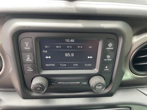 Used 2020 Jeep Wrangler Unlimited Sport S AWD/4WD image 22