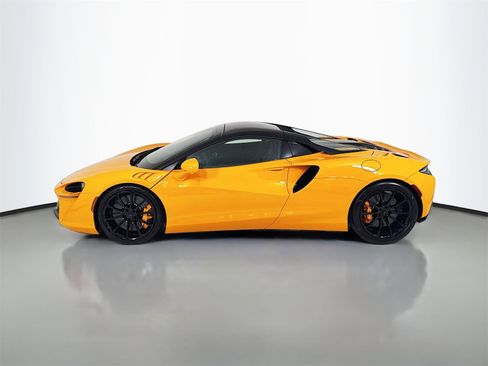 New 2026 McLaren Artura Spider image 4