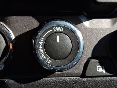 Used 2023 Toyota Tacoma TRD Sport image 24