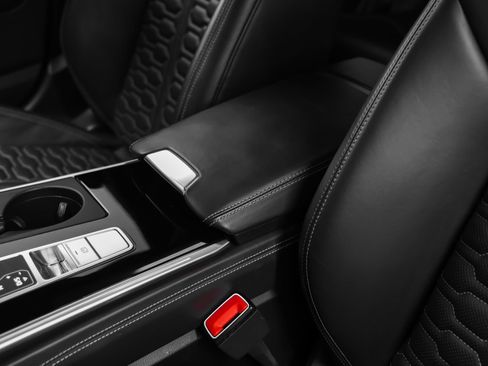 Used 2021 Audi RS 7 Sportback image 49