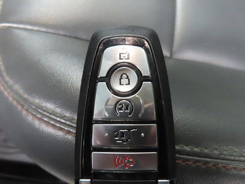 Used 2025 Ford Explorer Active w/ Active Comfort Package image 51