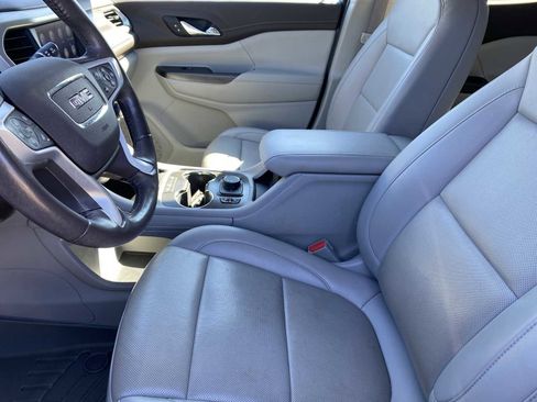 Used 2021 GMC Acadia SLT w/ Technology Package image 30