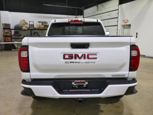 New 2026 GMC Canyon Elevation w/ Convenience Package image 4