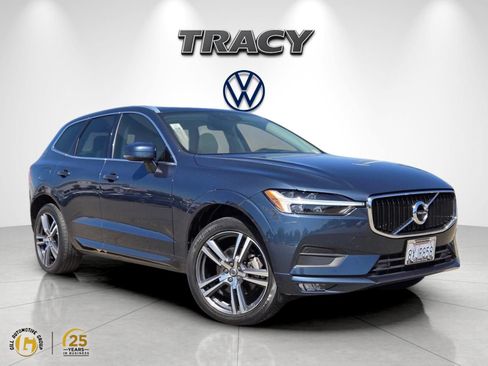 Used 2021 Volvo XC60 T5 Momentum w/ Advanced Package AWD/4WD image 1
