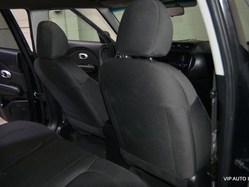 Used 2016 Kia Soul image 19