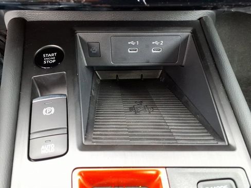 New 2026 Nissan Kicks SR w/ SR Premium Package image 15