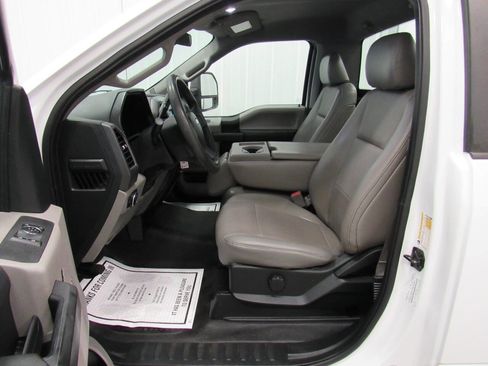 Used 2017 Ford F250 XL w/ Power Equipment Group image 39