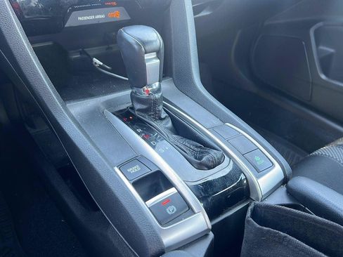 Used 2021 Honda Civic Sport image 13