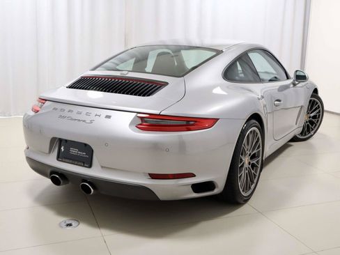 Used 2018 Porsche 911 Carrera S RWD image 5