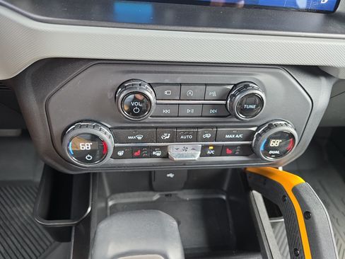 Used 2023 Ford Bronco Badlands AWD/4WD image 23
