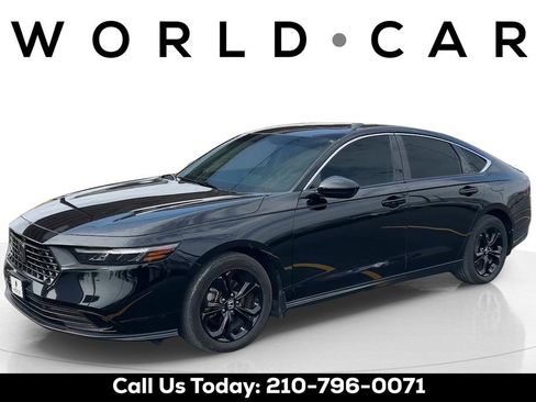 Used 2023 Honda Accord EX image 7
