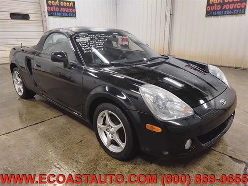 Used 2003 Toyota MR2 image 4