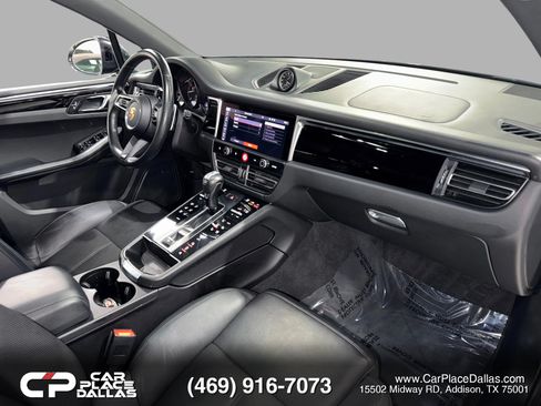 Used 2022 Porsche Macan w/ Premium Package Plus AWD/4WD image 26