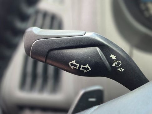 Used 2016 Ford Focus SE w/ SE Sport Package image 44